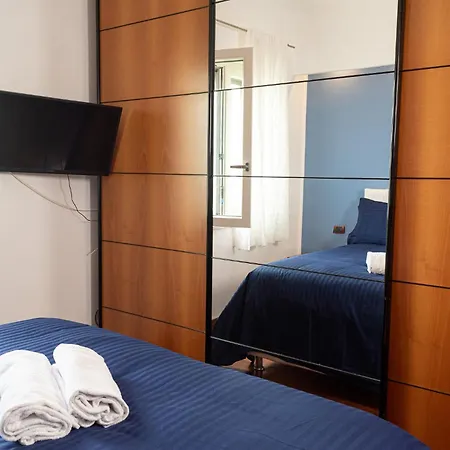 Seaview Apartment *
