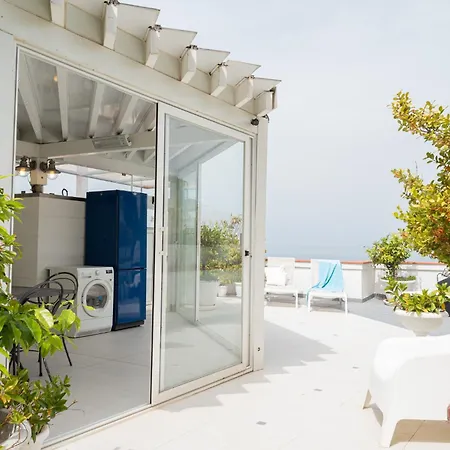 Seaview Apartment